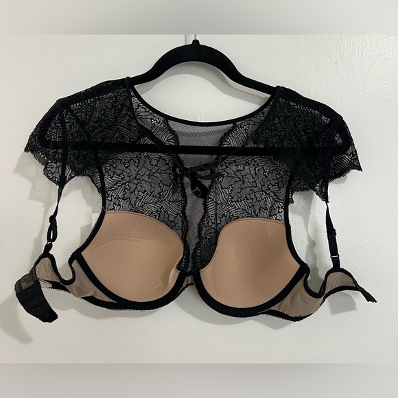 B.tempt’d Elegant Black Lace Cap Sleeve Bra - Picture 9 of 11